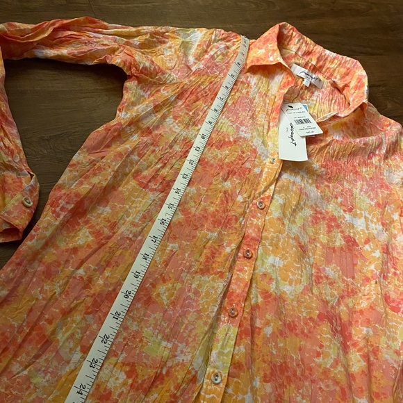 Foxcroft NYC Strawberry Tied Shirt size 4 - Picture 2 of 7